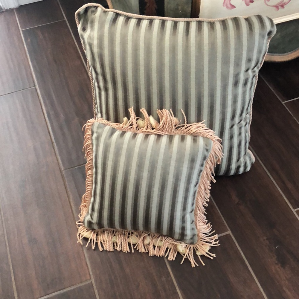 Throw Pillows